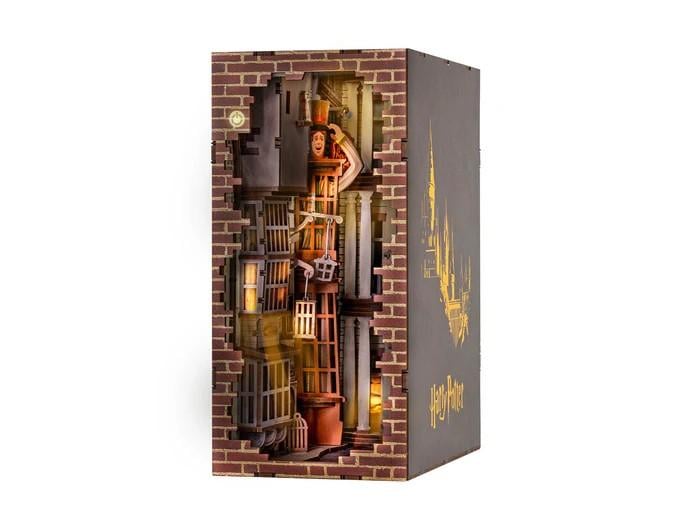 HARRY POTTER - BOOK NOOK KIT - Diagon Alley - 202pc + LED Light - 2
