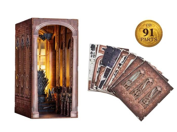 GAME OF THRONES - BOOK NOOK KIT - Iron Throne - 91pc + LED Light - 6
