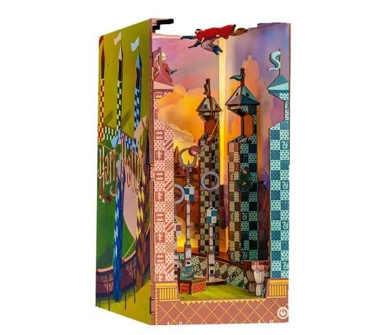 HARRY POTTER - BOOK NOOK KIT - Quiddich Field - 124pc + LED Light - 2
