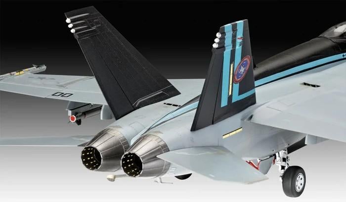 TOP GUN MAVERICK - Maverick's F/A-18E Super Hornet - Model Kit 1/48 - 4