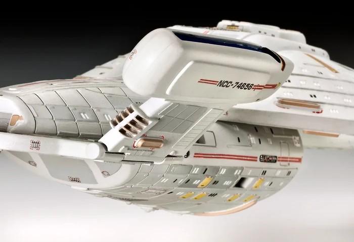 STAR TREK VOYAGER - USS Voyager - Model Kit 1/670 - 4