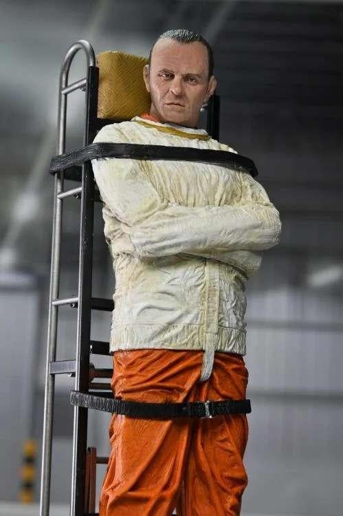 LE SILENCE DES AGNEAUX - Dr Hannibal Lecter - Figurine 17cm - 3