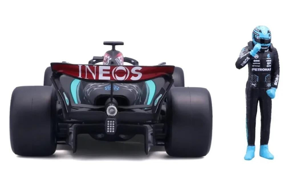 FORMULA 1 - F1 Mercedes W15 E Perf. 2023 Russel - Model réduit 1/24 - 5