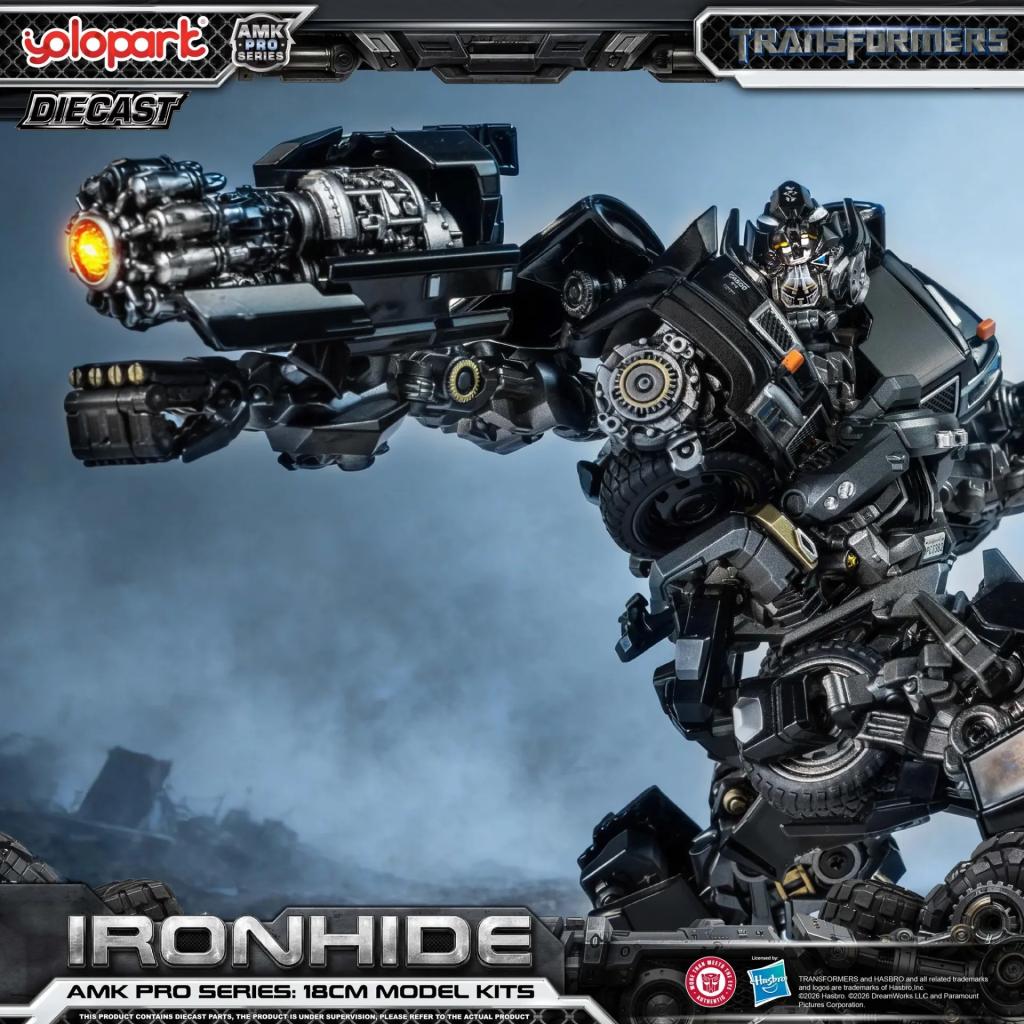 TRANSFORMERS 2007 - Ironhide - Model Kit AMK Pro 18cm - 2