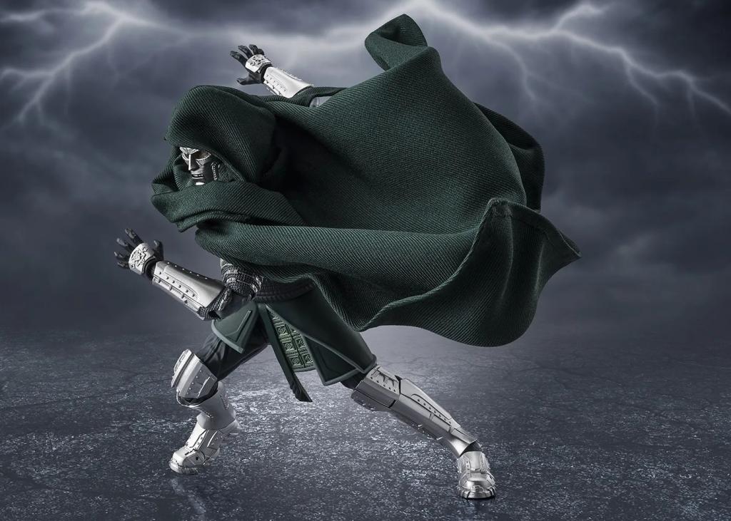 AVENGERS DOOMSDAY - Doctor Doom - Figurine S.H. Figuarts 16cm - 6