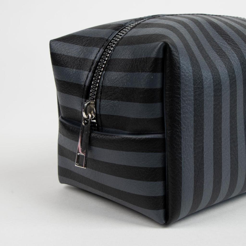MERCREDI - Nevermore - Trousse de Toilette 