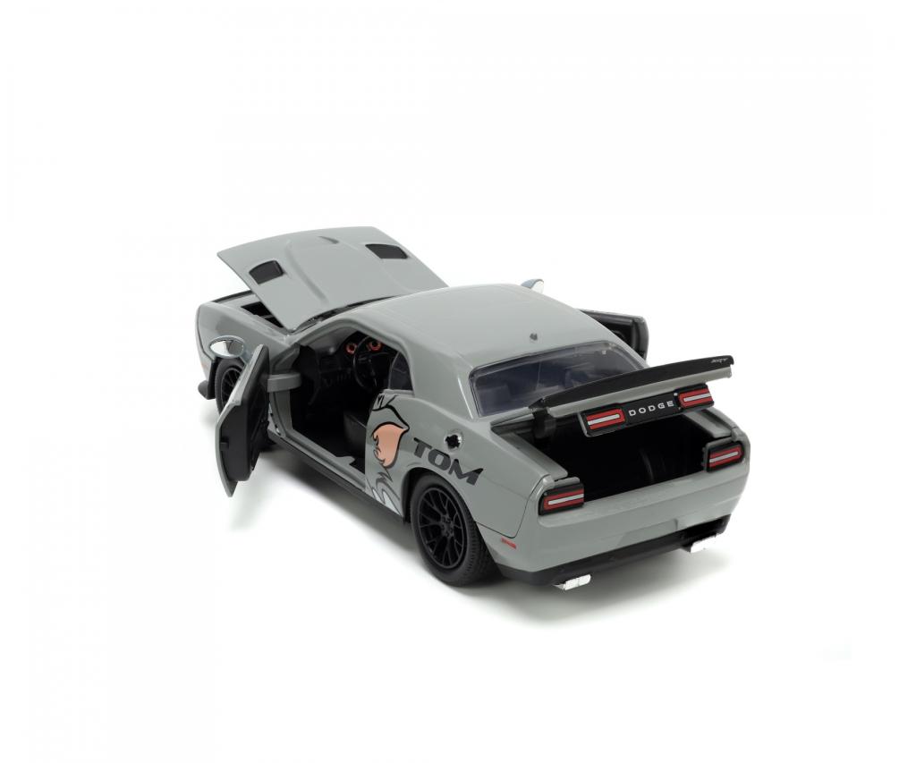 TOM & JERRY - Jerry & 2015 Dodge Challenger Hellcat - 1:24 - 4