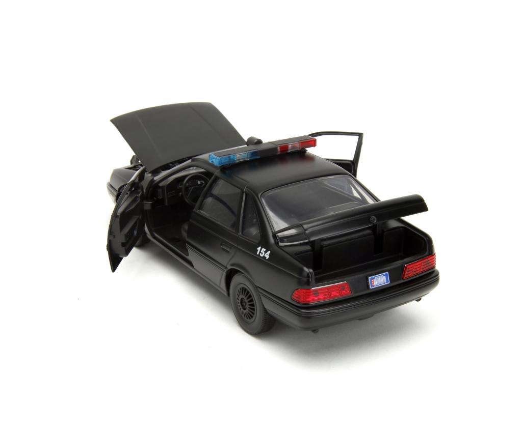 ROBOCOP - Robocop & 1986 Ford Tarus - 1:24 - 4