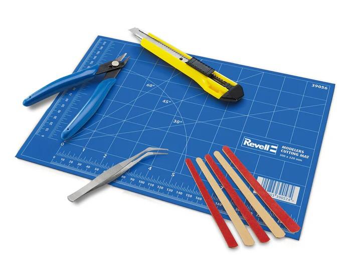 REVELL - Outils Basic Kit - Model-Set Plus - 2