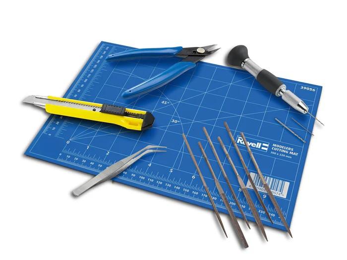 REVELL - Tools Kit Pro - Model-Set Plus - 2