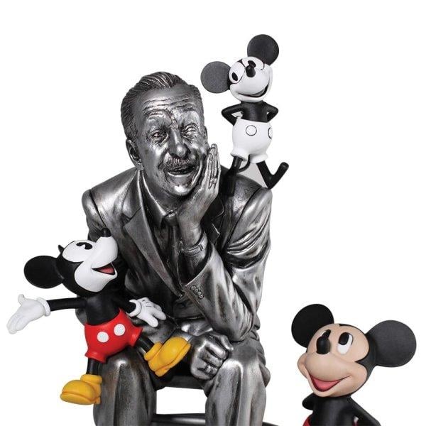 DISNEY - Walt avec Mickey à travers les années - Statue Enesco 30.5cm - 6