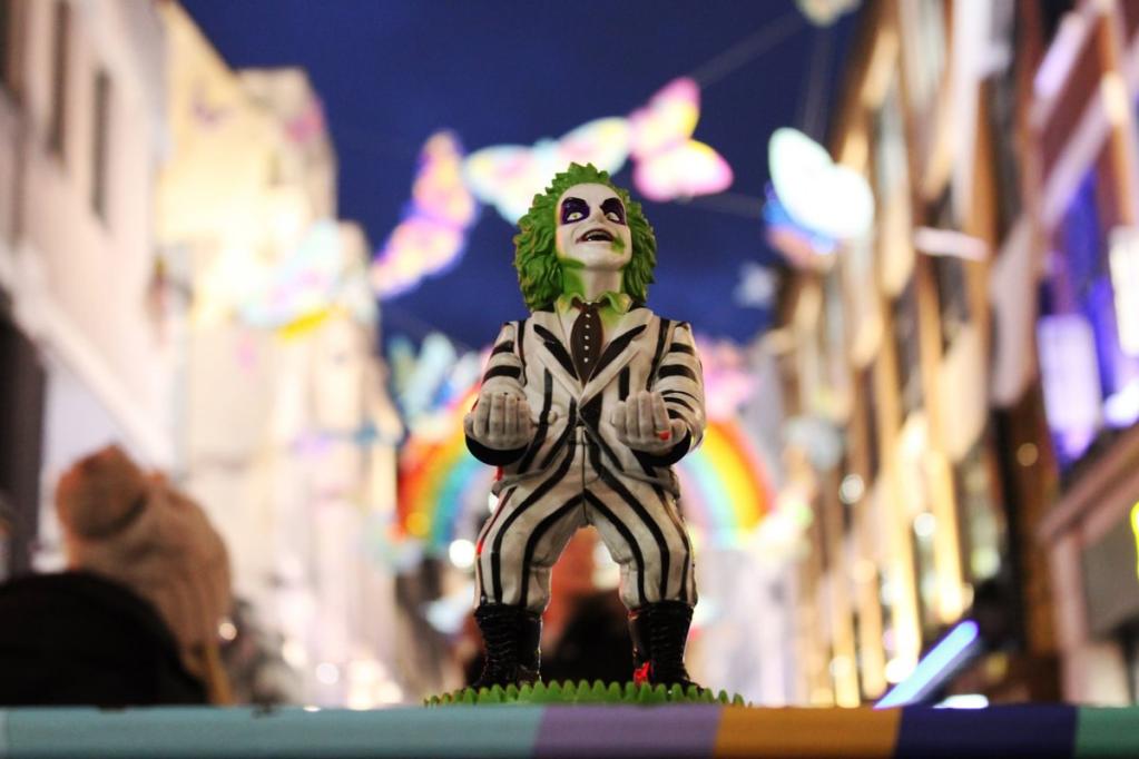 BEETLEJUICE - Controller & Phone Support - 20cm - 5