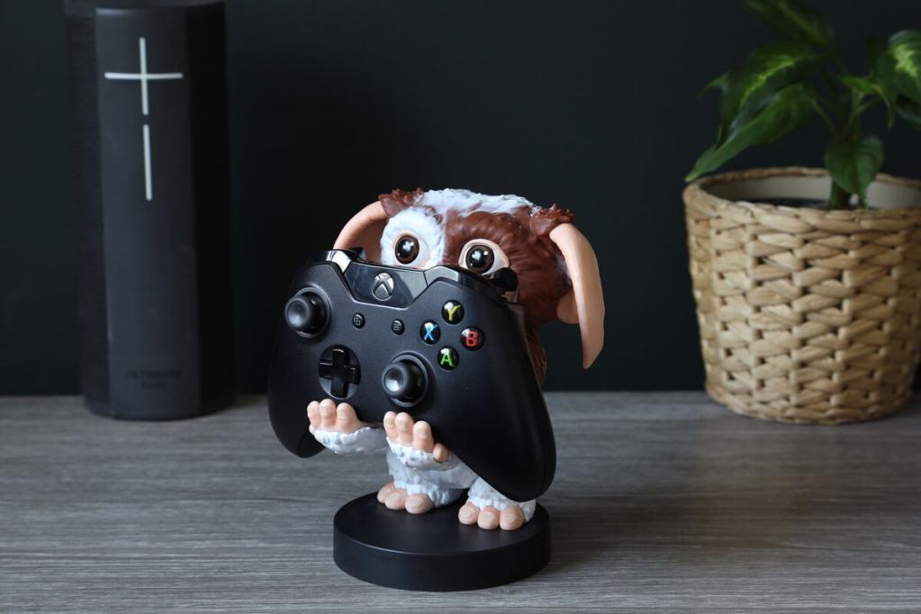 GREMLINS - Gizmo - Support Manette & Portable - 20cm - 5