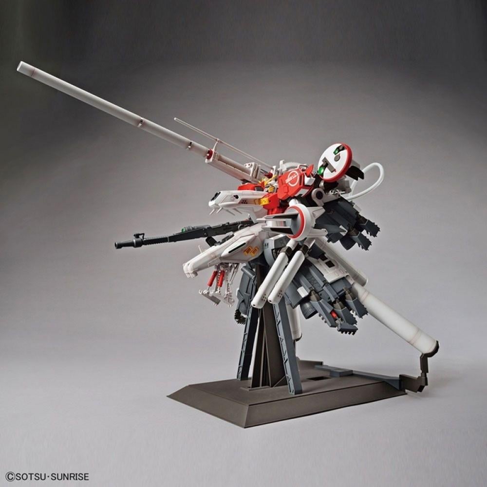 GUNDAM - MG 1/100 Plan303E Deepp Striker - Model Kit - 3