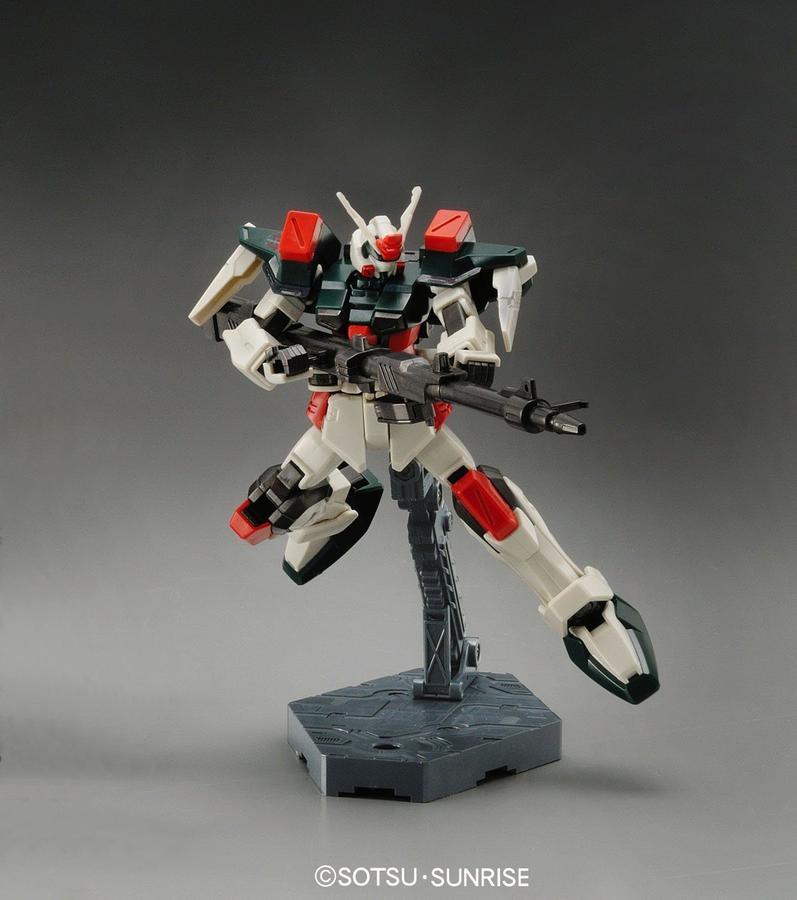 GUNDAM - HG R03 Buster Gundam GAT-X103 1/144 - Model Kit - 3
