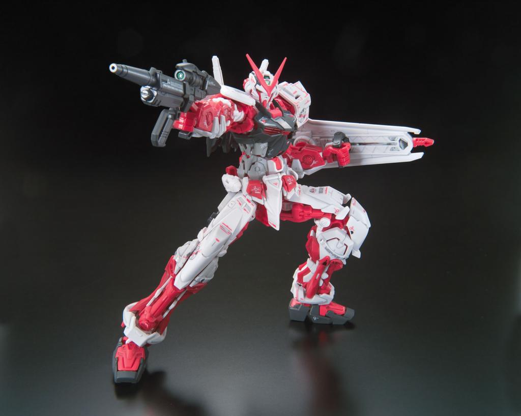 GUNDAM - RG 1/144 MBF-P02 Gundam Astray Red Frame - Model Kit 13cm - 3