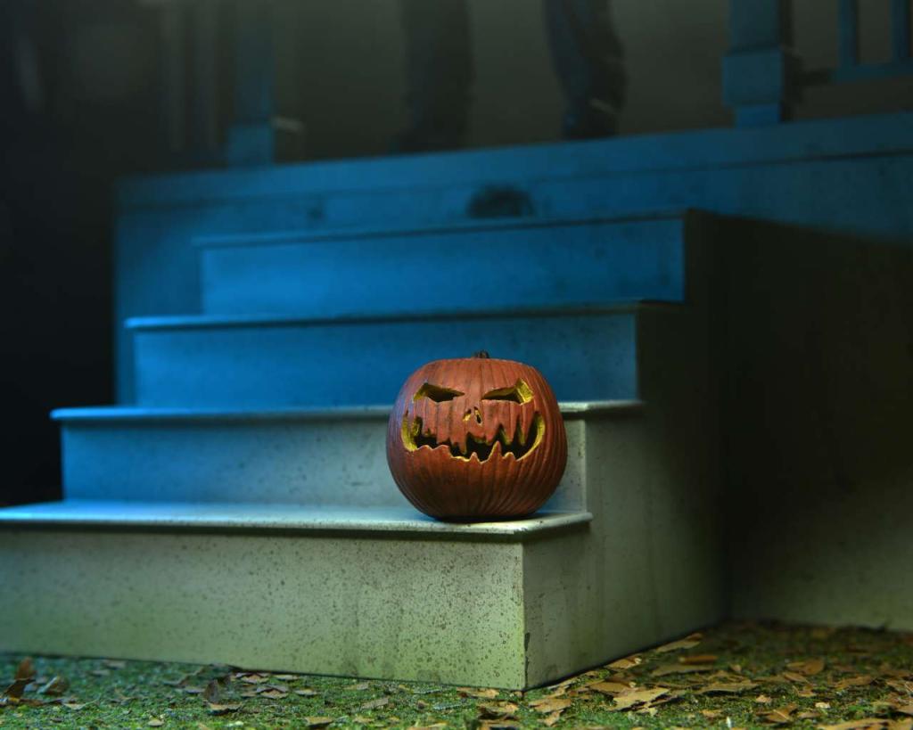 HALLOWEEN ENDS - Michael Myers - Ultimate Figure 18cm - 5