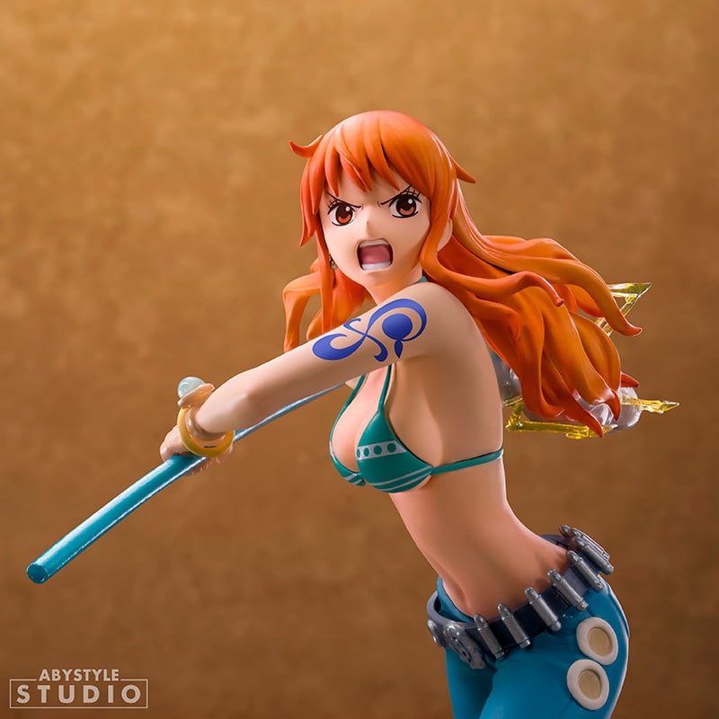 ONE PIECE - Nami - Figurine SFC 16cm
