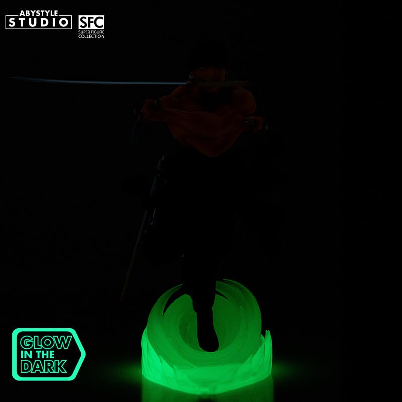 ONE PIECE - Zoro - Figurine SFC Phosphorescent 18cm