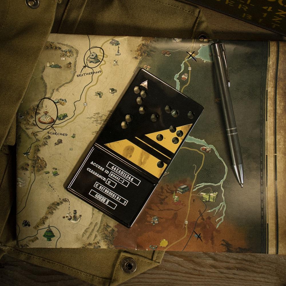 FALLOUT - Replique Keycard Nucléaire - Edition Limitée - 4