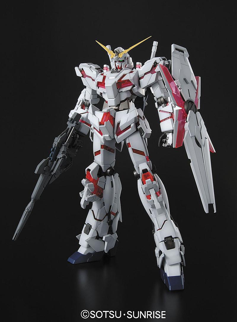 GUNDAM - Model Kit - Master Grade - Unicorn Gundam - 18 CM - 2