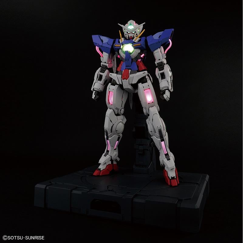GUNDAM Model Kit Perfect Grade EXIA Lighting Model 27cm