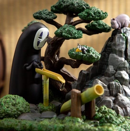 LE VOYAGE DE CHIHIRO - Statuette Magnet Water Garden Kasajuku 24cm - 3