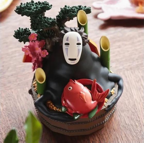 LE VOYAGE DE CHIHIRO - No Face Bassine d'or & Bambous - Diorama 18cm - 4