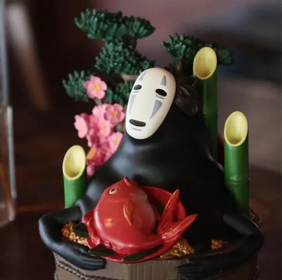 LE VOYAGE DE CHIHIRO - No Face Bassine d'or & Bambous - Diorama 18cm - 5