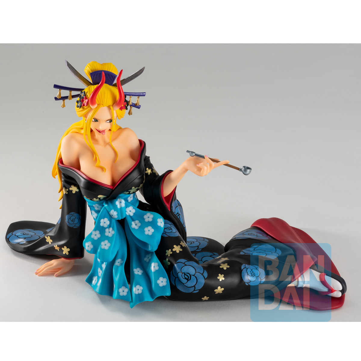 ONE PIECE - Black Maria - Figurine Girls Collection Ichibansho 13cm