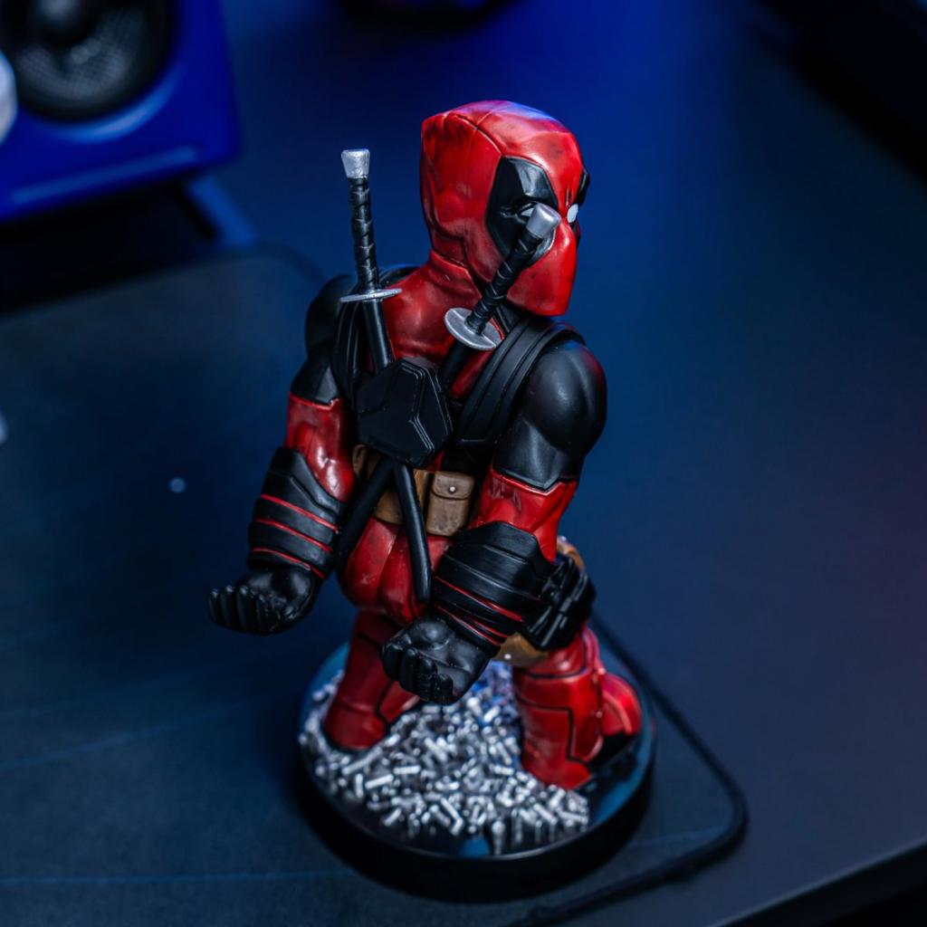 DEADPOOL - Bringing Up The Rear - Controller & Phone Support - 20cm - 3