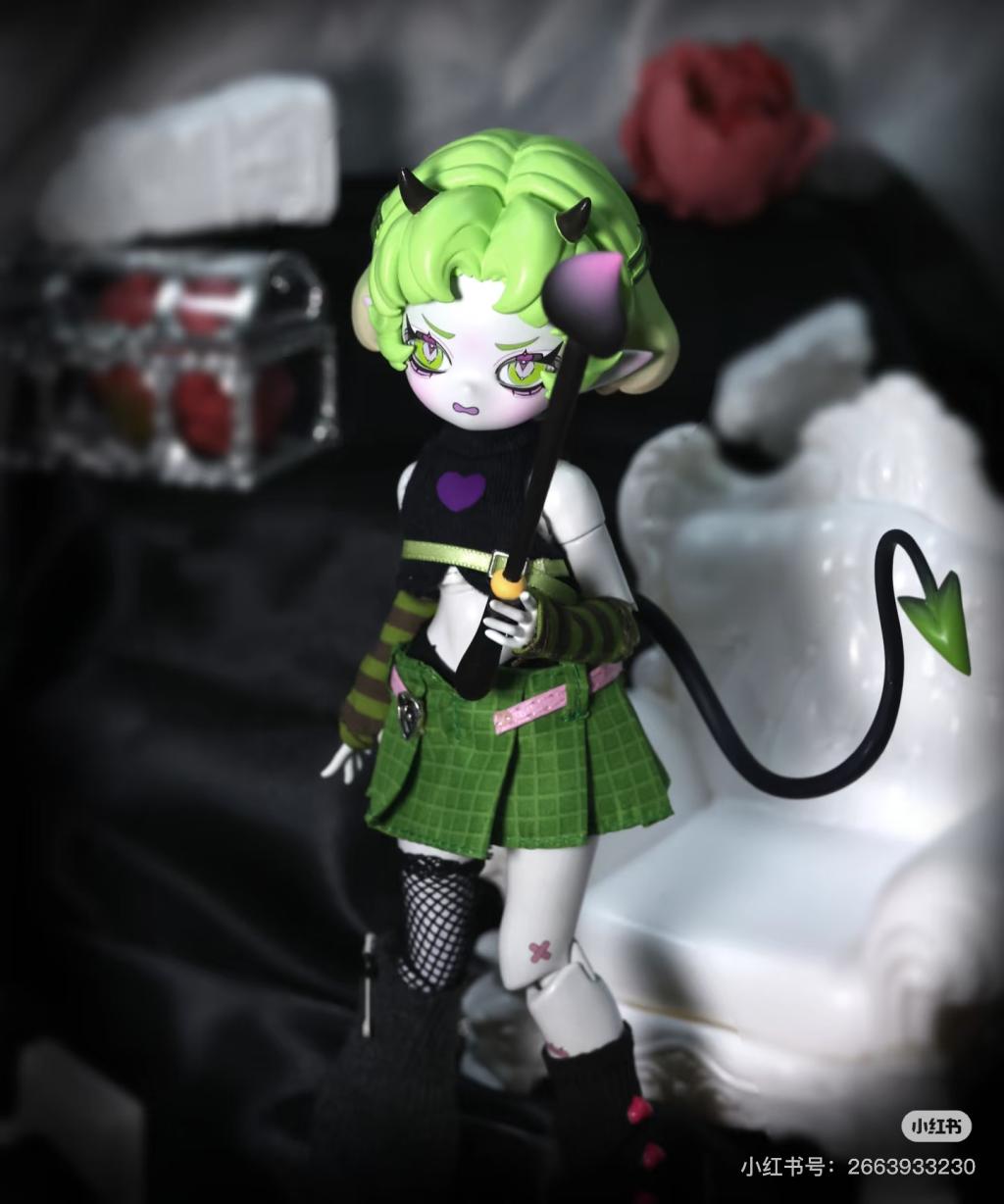 CHUZTING - Devil's Horn Series BLIND BOX (6pcs) - 21cm - 6
