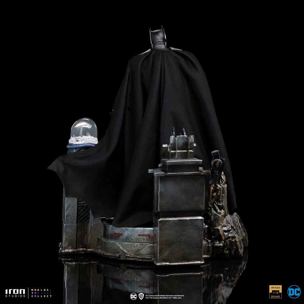 Comprar DC Comics Estatua 1/10 Deluxe Art Scale The Joker 23 cm - Mil Comics: Tienda de cómics y