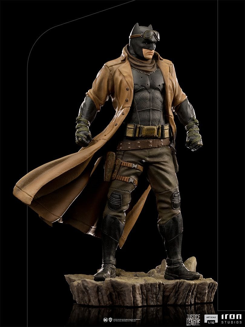 JUSTICE LEAGUE - Knightmare Batman - Statue 1/10 Art Scale - 22cm :  : Figurines Iron Studio DC Comics