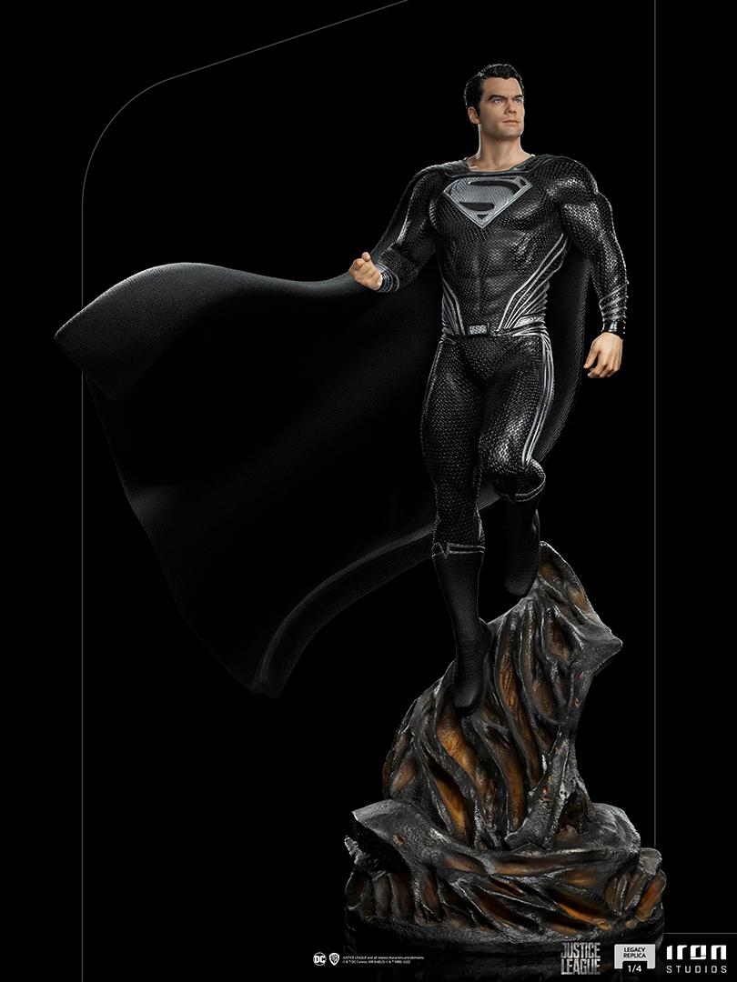 JUSTICE LEAGUE -Superman Black Suit -Statuette Legacy Replica 1/4 69cm - 4