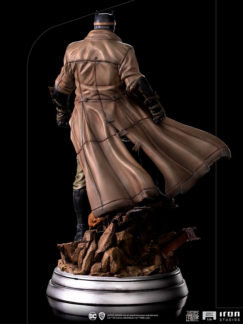 JUSTICE LEAGUE - Batman Knightmare - Statue Legacy Replica 1/4 58cm - 3