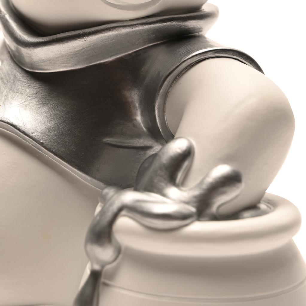 DISNEY - 'White&Silver' - Winnie L'Ourson - Tirelire - 20cm - 4