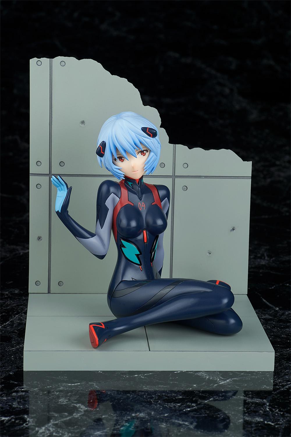 evangelion-ayanami-rei-plugsuit-statue-10-5cm-shopforgeek