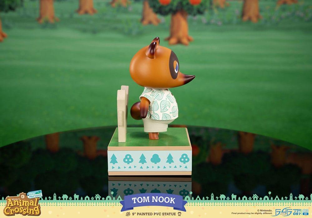 ANIMAL CROSSING NEW HORIZON - Tom Nook - Statuette 22cm - 2