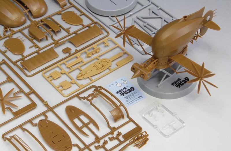 CASTLE IN THE SKY - The Tigermoth - Model Kit to paint 1/20 - 2