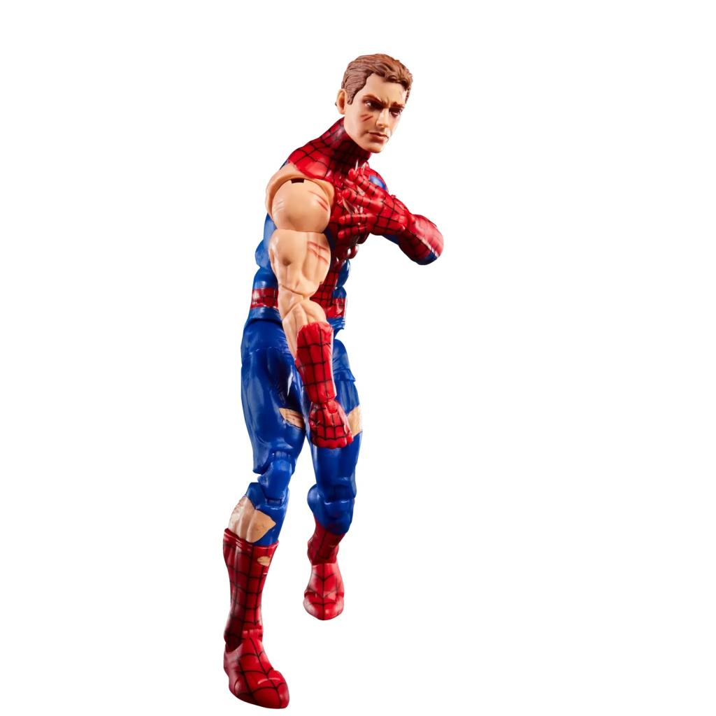 MAGIC THE GATHERING -Battle-Damaged Spider-Man -Fig Legend Series 15cm - 5