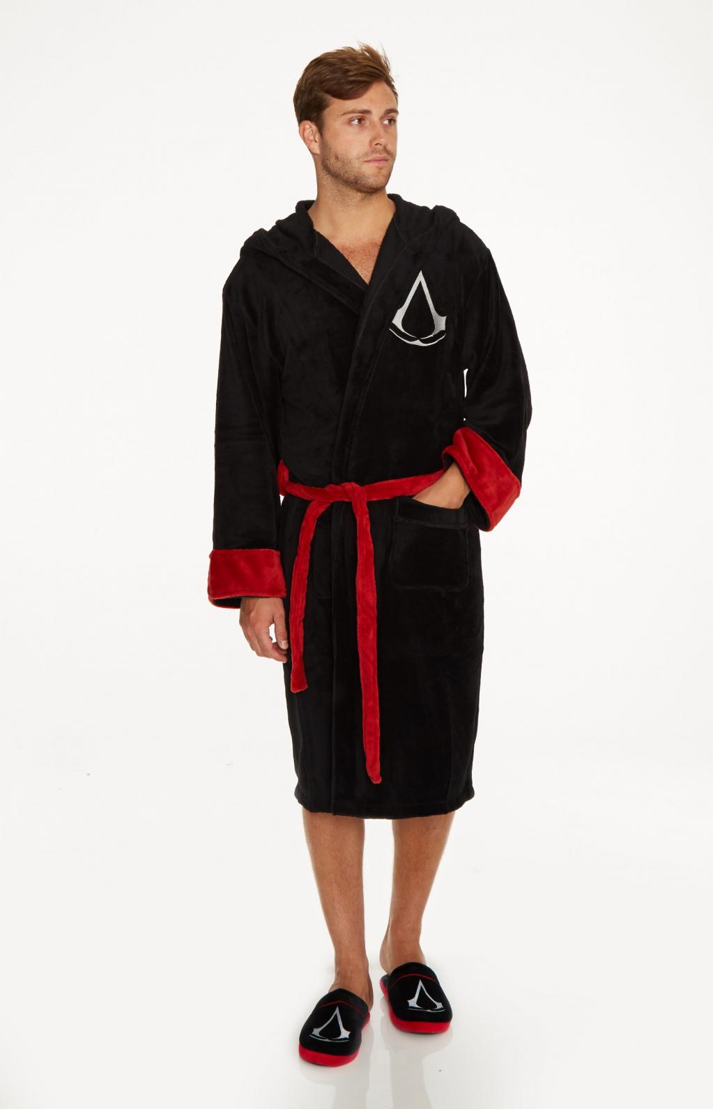 ASSASSIN'S CREED - Black - Fleece Bathrobe : ShopForGeek.com: Dressing ...