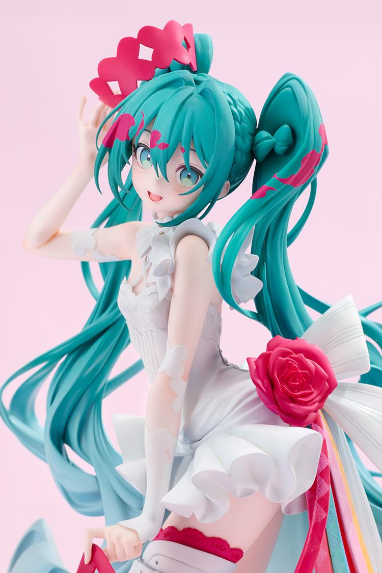 HATSUNE MIKU - Racing Miku 15th Rhapsody 2010-2015 -Statuette 1/7 27cm - 3