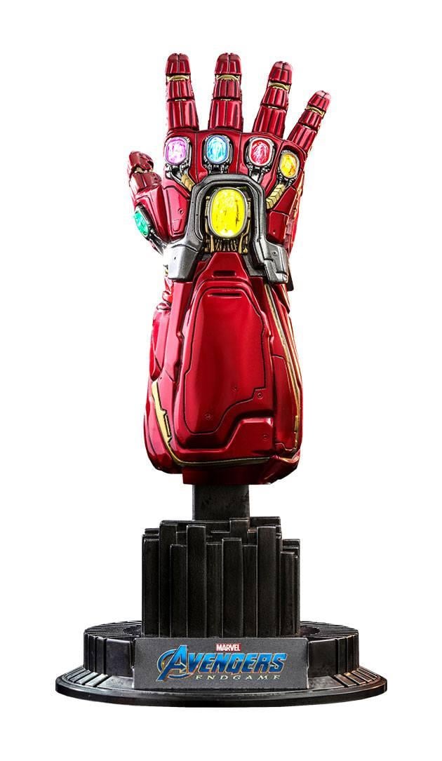 MARVEL Avengers Endgame Replica 1/4 Nano Gauntlet 19cm
