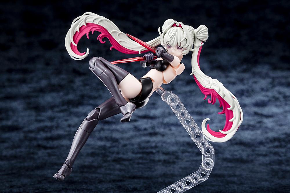 MEGAMI DEVICE - Desire Maiden Medic Night Shift - Model Kit 17cm - 6