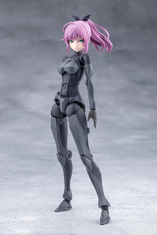 MEGALOMARIA - Unlimited Universe Emulator Riding - Model Kit 16cm - 4