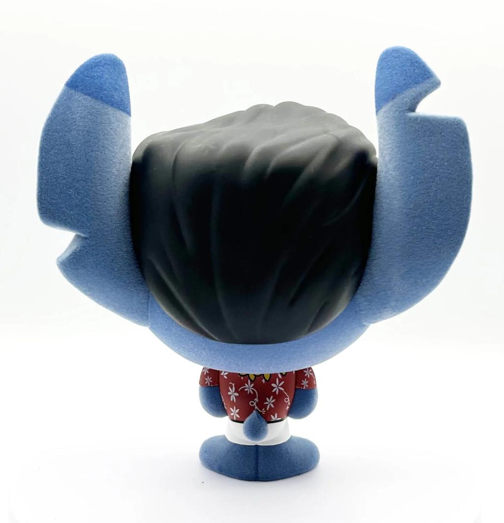 STITCH - Elvis Blue Hawaiian - Bhunny Flocked Vinyl Figure - 10cm - 2