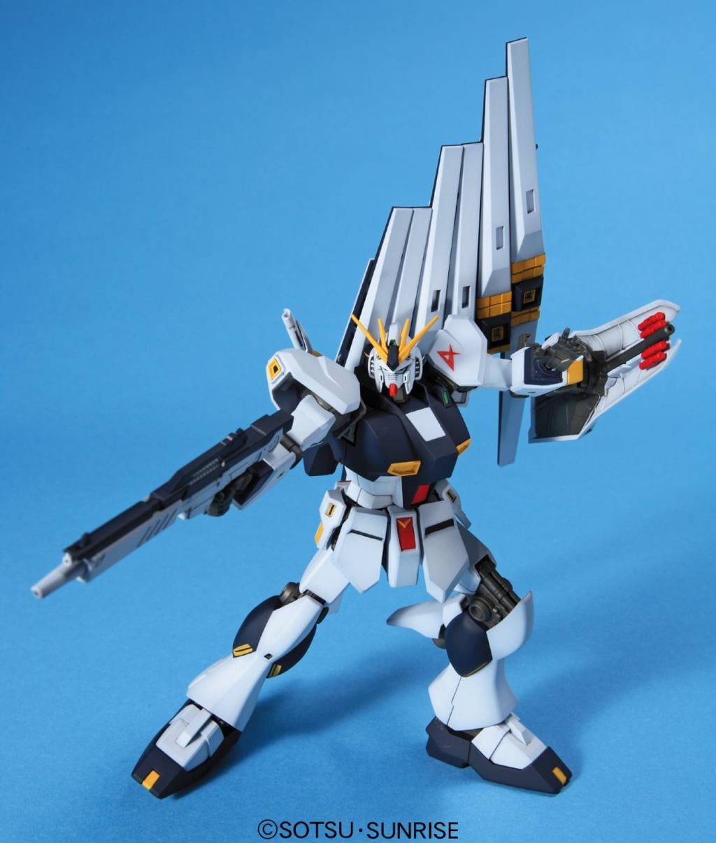 GUNDAM - HGUC 1/144 RX-93 vGundam - Model Kit - 2