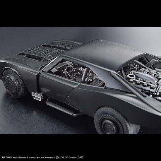 DC COMICS - Batman 1/35 Batmobile (The Batman Ver.) - Model Kit - 4