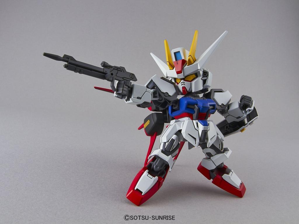 GUNDAM - SD Gundam Ex-Standard Aile Strike Gundam - Model Kit - 3